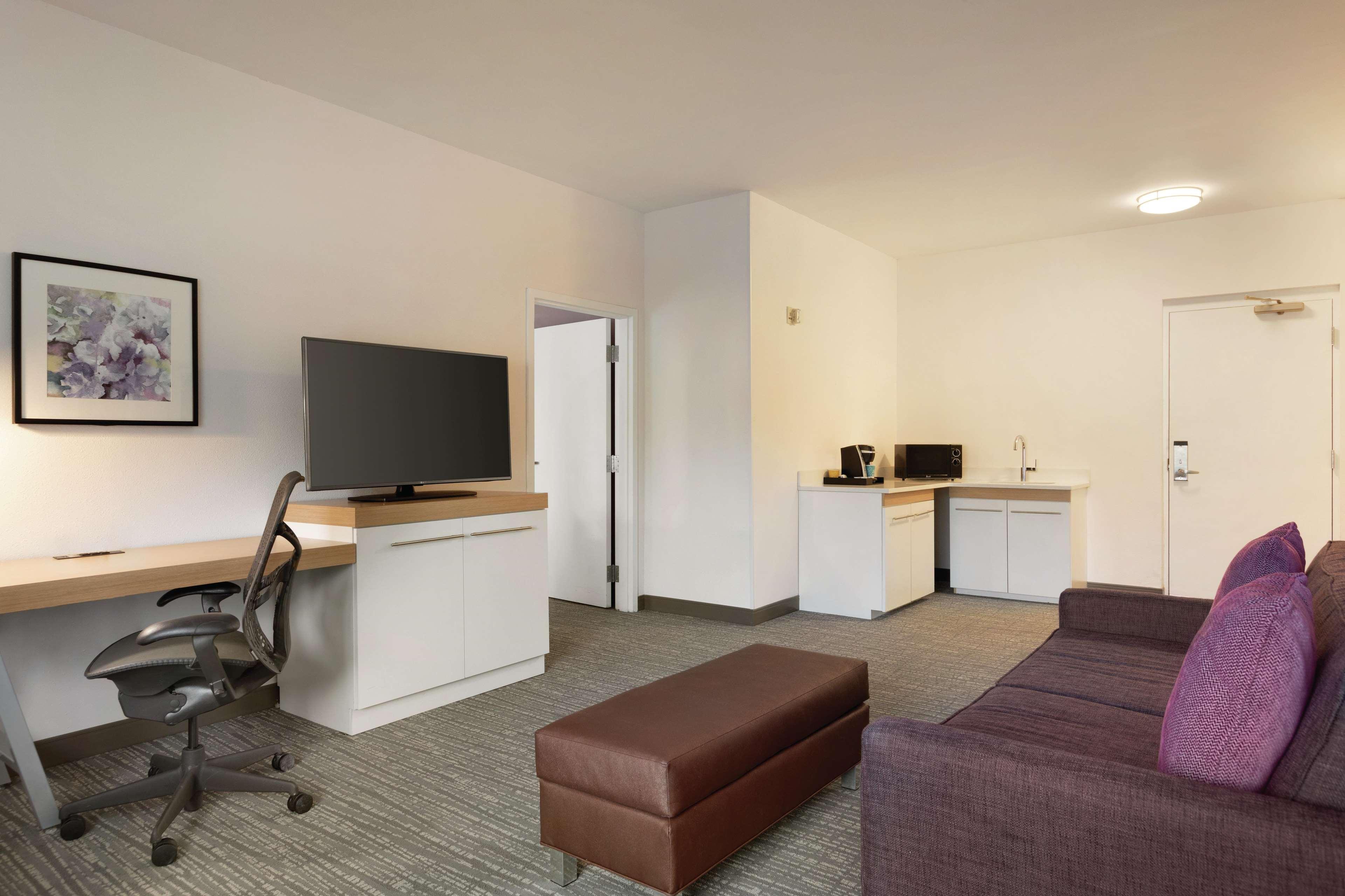 Hilton Garden Inn Bridgewater Buitenkant foto
