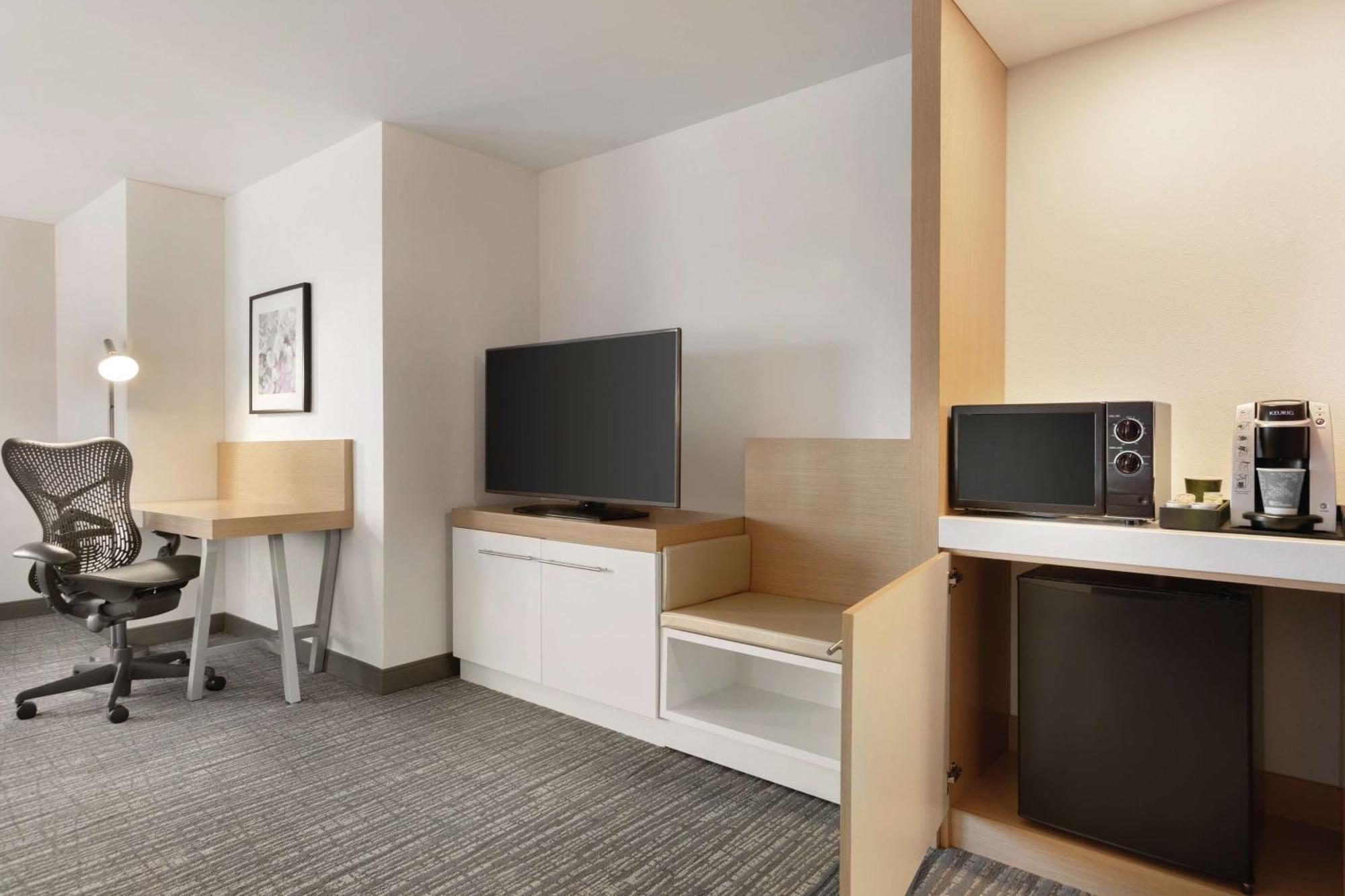 Hilton Garden Inn Bridgewater Buitenkant foto