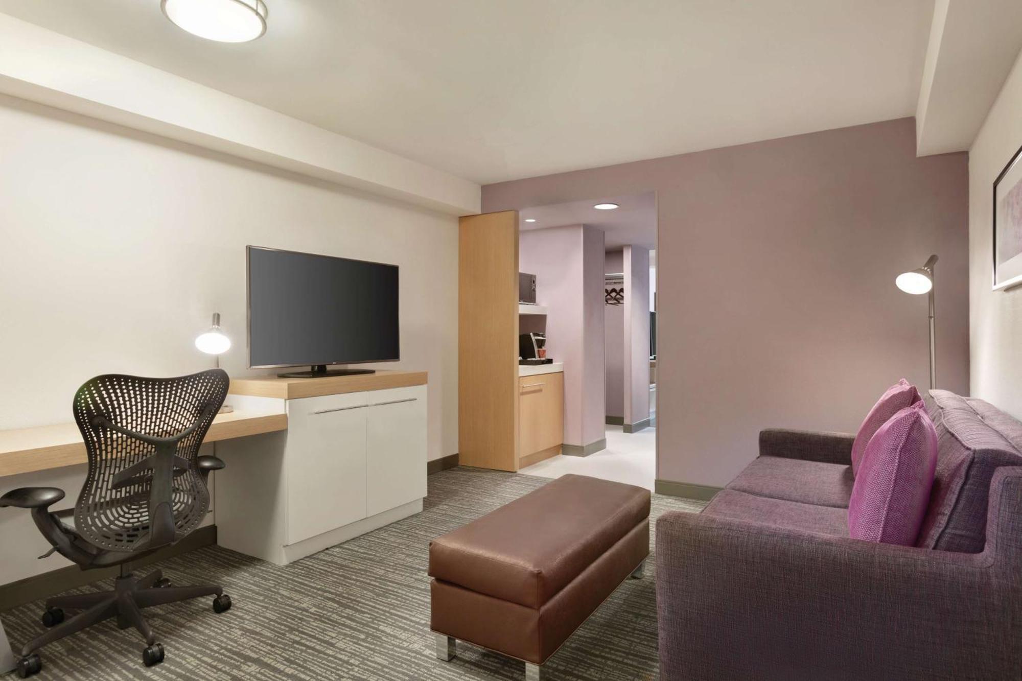 Hilton Garden Inn Bridgewater Buitenkant foto