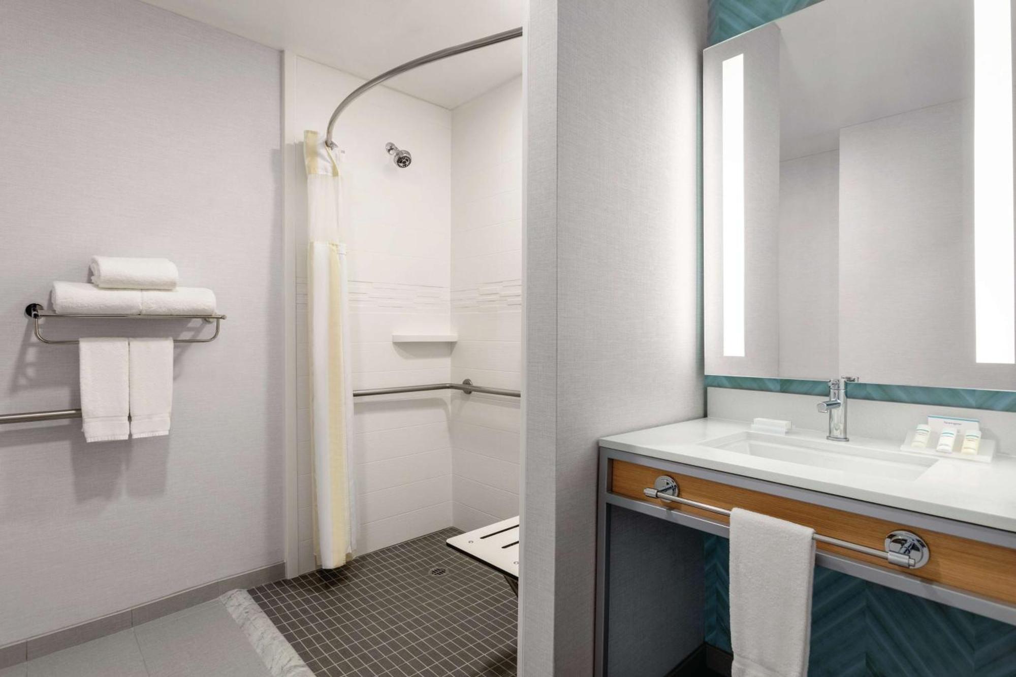 Hilton Garden Inn Bridgewater Buitenkant foto