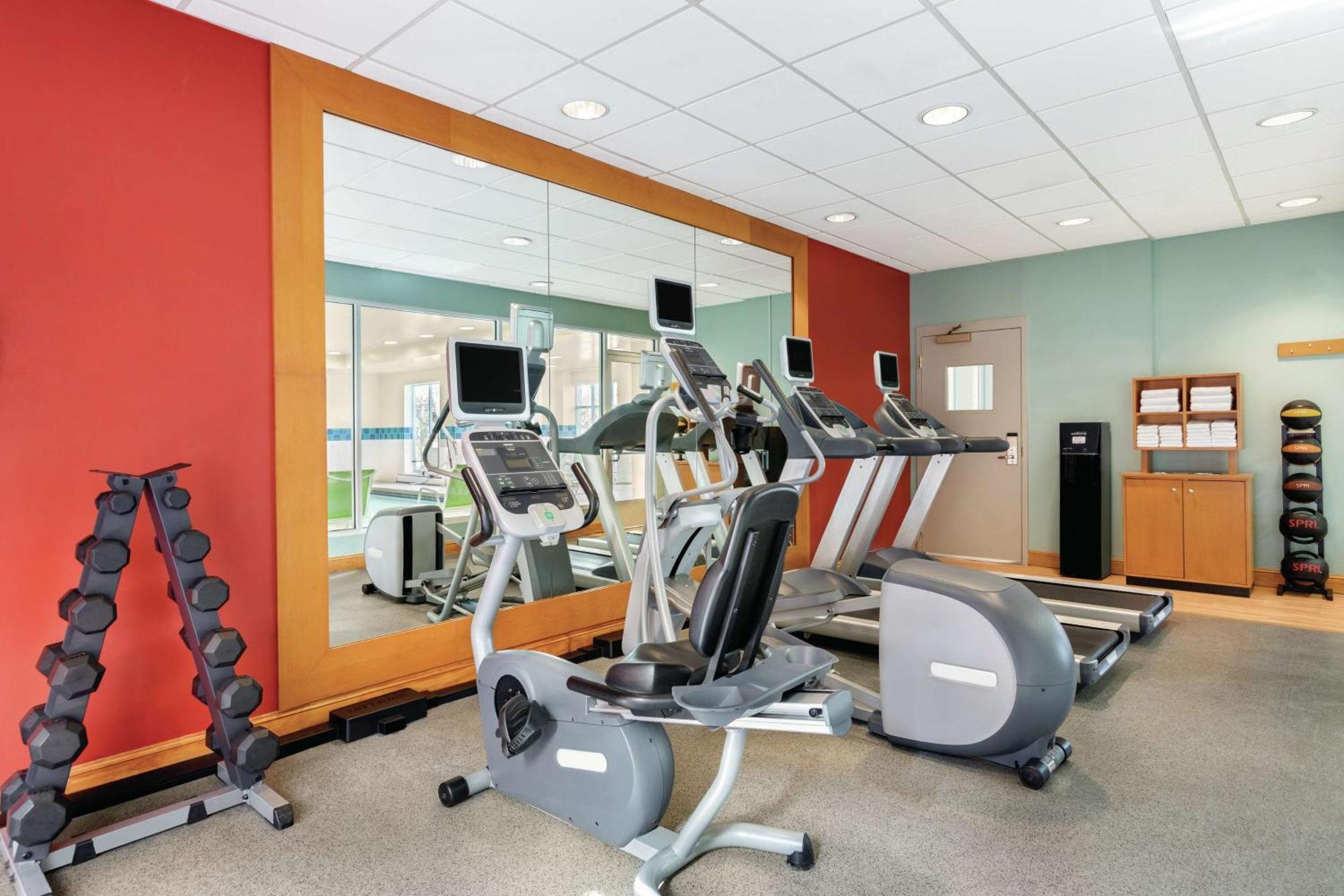 Hilton Garden Inn Bridgewater Buitenkant foto