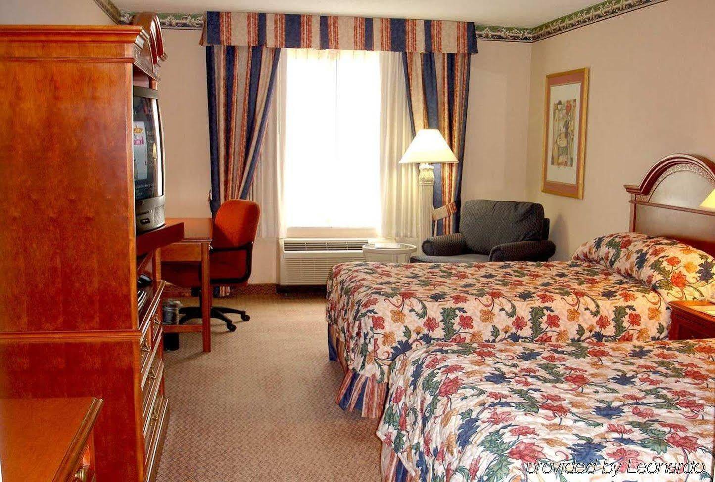 Hilton Garden Inn Bridgewater Buitenkant foto
