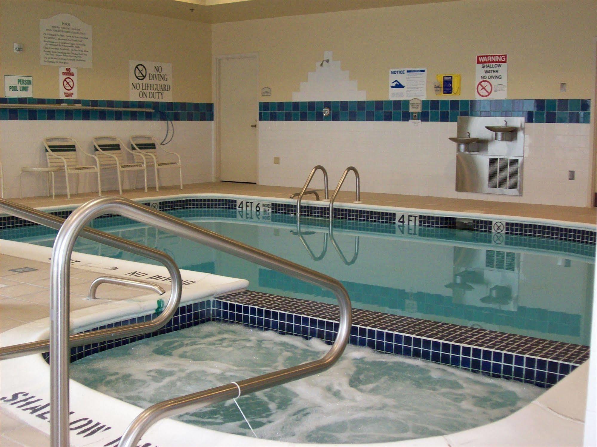 Hilton Garden Inn Bridgewater Buitenkant foto